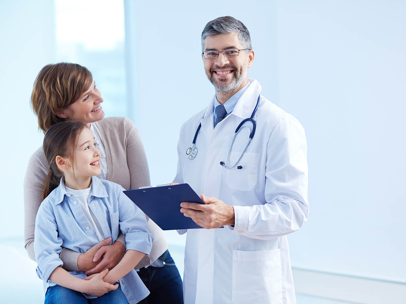 The Long-Term Benefits of Seeing A Kid Friendly Dentist